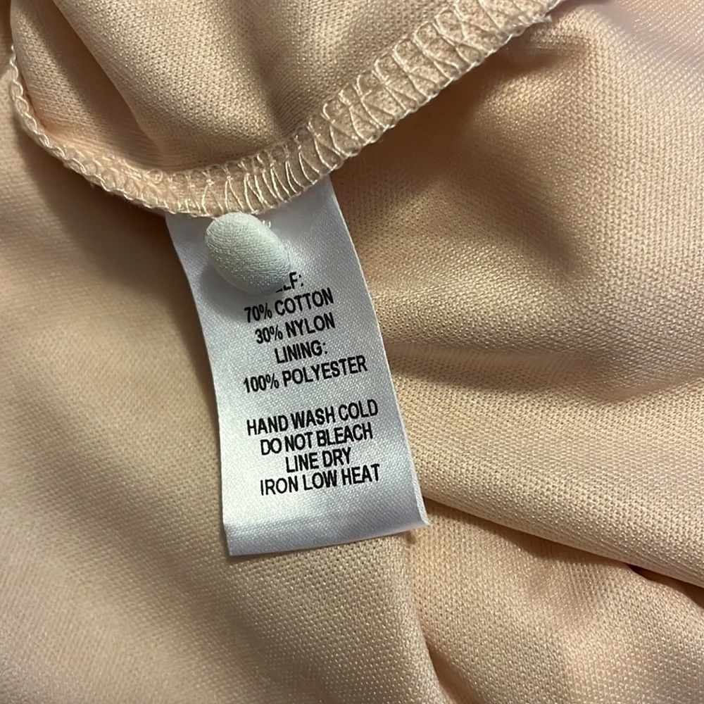 Lulus. Lace Dress Size XS Taupe underneath and Ivory Lace - Picture 12 of 13